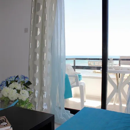 Zenobia Beach شقة
