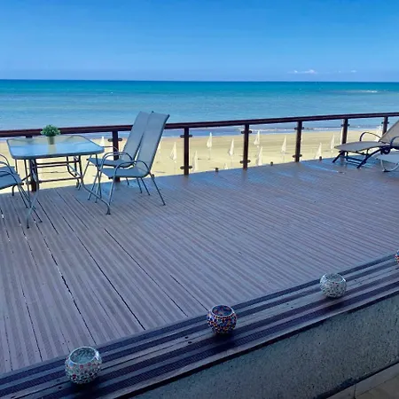 Zenobia Beach شقة