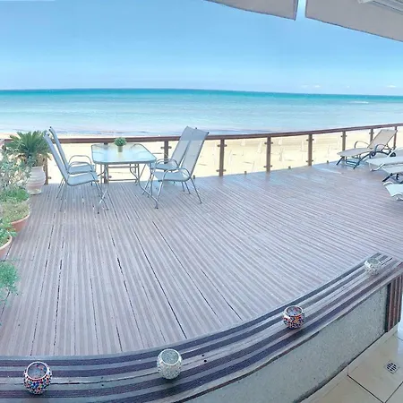 Zenobia Beach Apartmán *